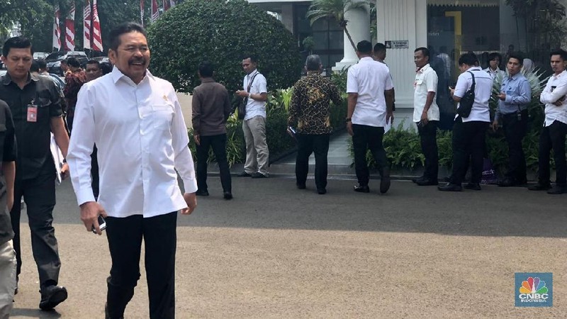 Sidang kabinet paripurna digelar usai Jokowi bersama Wakil Presiden Ma'ruf Amin secara resmi melantik jajaran menteri
