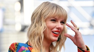 Taylor Swift Jadi Penampil Utama Glastonbury 2020