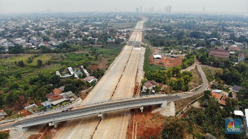 Salah satu ruas Tol Jakarta atau Jakarta Outer Ring Road (JORR) II ruas Kunciran-Serpong ditargetkan bisa beroperasi pada Triwulan IV-2019.