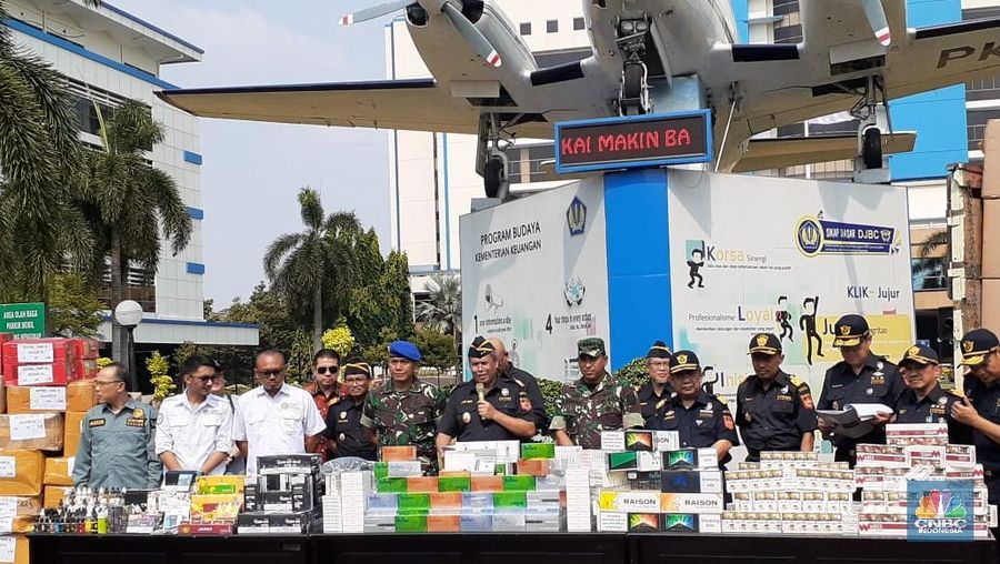 Realisasi capaian Oktober 2019 mencapai 74,31% dari target APBN sebesar Rp 208,82 triliun.