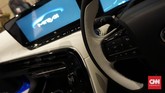 Interiornya dilengkapi dengan layar selebar 12,3 inci pada konsol tengah dan mudah dioperasikan oleh pengemudi.