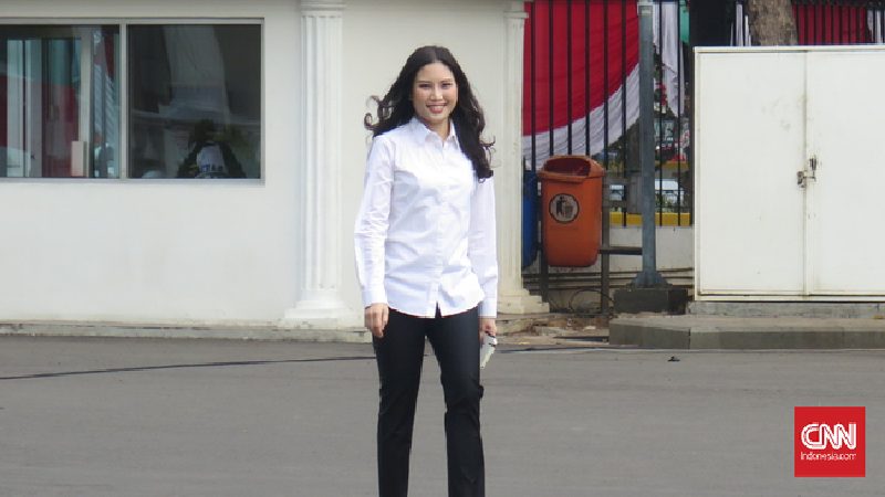 Angela Tanoesoedibjo adalah satu nama yang ditunjuk sebagai wakil menteri (wamen) di jajaran Kabinet Indonesia Maju periode 2019-2024.