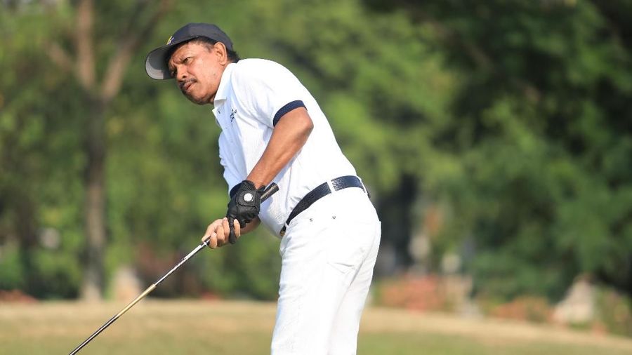Menteri Komunikasi dan Informatika Johnny Plate berpartisipasi dalam CNBC Indonesia Golf Tournament 2019 di Pondok Indah Golf Course, Sabtu (26/10/2019).