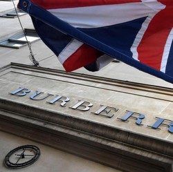 Dunia Fesyen Terguncang, Burberry Umumkan PHK 1.700 Pekerja