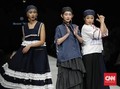 FOTO: Koleksi Busana 'Gila' dan Tak Biasa di JFW 2020
