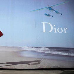 Dior Tunjuk Model Transgender Jadi Brand Ambassador China