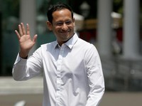 Dikritik Tak Ada Bantuan untuk Guru Honorer, Ini Kata Nadiem