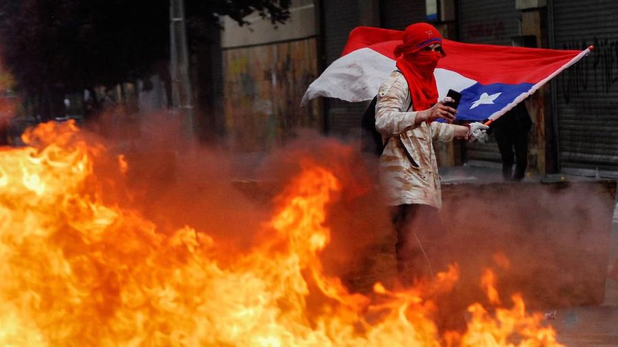 Peristiwa ini merupakan kejadian yang pertama kali terjadi, setelah pemerintah Chile menerapkan asas demokrasi pada 1990.