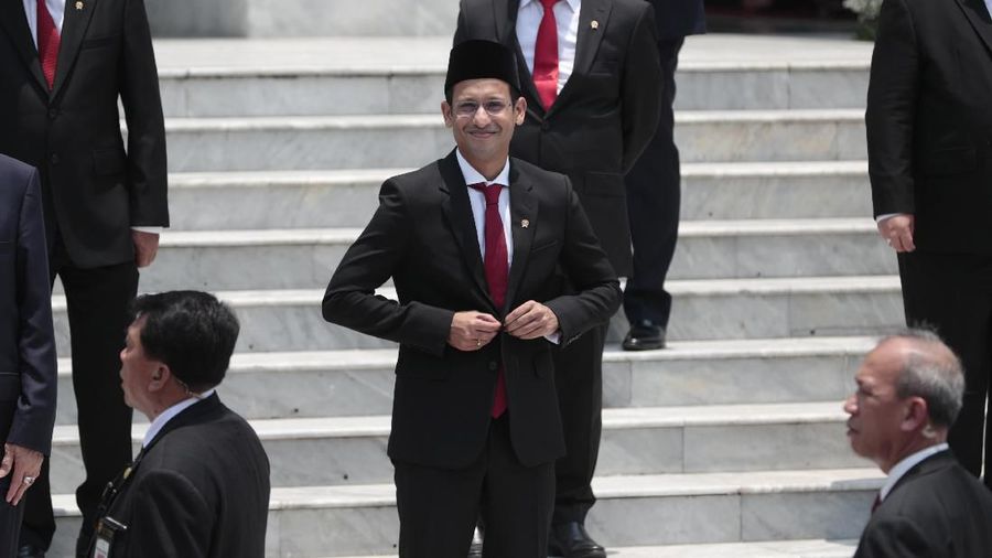 Menteri Pendidikan dan Kebudayaan (Mendikbud) Nadiem Makarim memimpin upacara peringatan Hari Sumpah Pemuda.