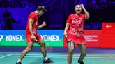 Praveen Jordan/Melati Daeva lolos ke final dengan menaklukkan Chris Adcock/Gabrielle Adcock dengan skor 21-19, 21-12. (dok. PBSI)