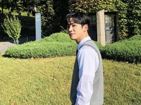 Pilih Fokus Akting, Rowoon Keluar dari Grup SF9