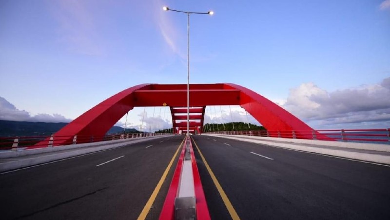 Selain meningkatkan konektivitas, Jembatan Holtekamp juga akan mendorong pengembangan Kota Jayapura ke Timur yakni ke arah kawasan Skouw perbatana Papua Nugini.