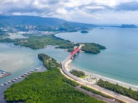 Terungkap! Bohir yang Bangun Jembatan Terpanjang RI Holtekamp
