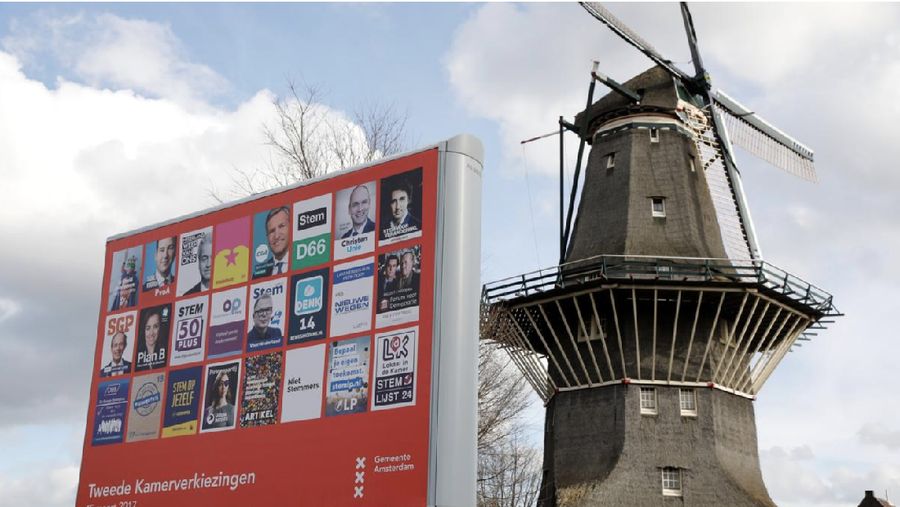 Kincir Angin di Amsterdam, Belanda pada 1 Maret 2017 (REUTERS/Michael Kooren)