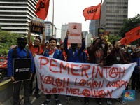 Pemilu & Aksi Unjuk Rasa Ikut Bikin Ritel Kian Ngos-ngosan