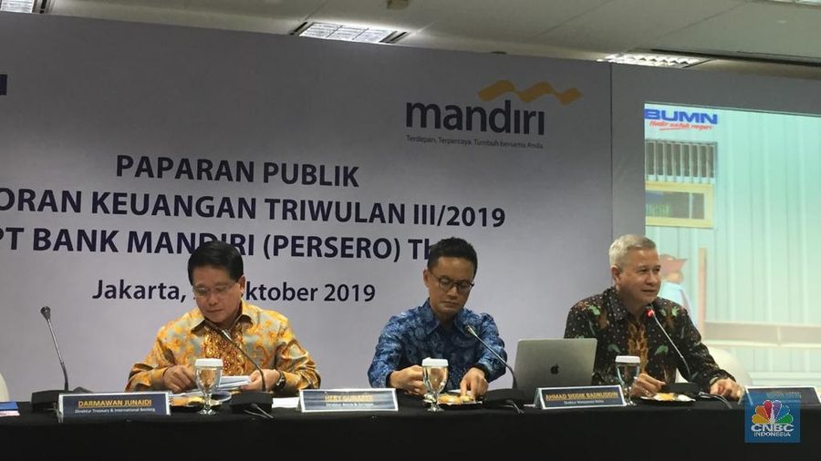 Posisi direktur utama untuk saat ini masih kosong, sementara Bank Mandiri masih akan dipimpin oleh wakil direktur utama, Sulaiman Arif Arianto.