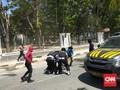 Polisi-Mahasiswa Bentrok di Kendari, Batu Lawan Gas Air Mata
