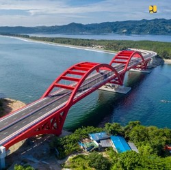 Ini Penampakan Jembatan Holtekamp, Terpanjang di Papua