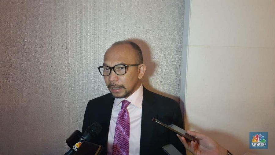 Menteri Keuangan periode 2013-2014, Chatib Basri. (CNBC Indonesia/Efrem Siregar)
