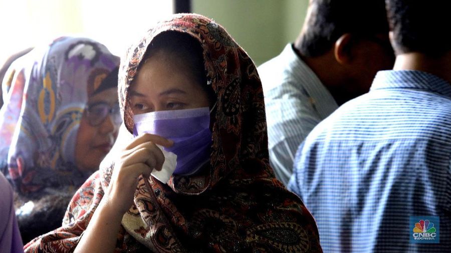 Tabur bunga tersebut diselenggarakan untuk mengenang satu tahun terjadinya kecelakaan pesawat Lion Air JT-610 yang jatuh di peraiaran Tanjung Karawang.