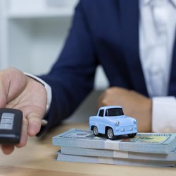 Mobilmu Terancam Ditarik Debt Collector? Jangan Takut & Pahami Ini