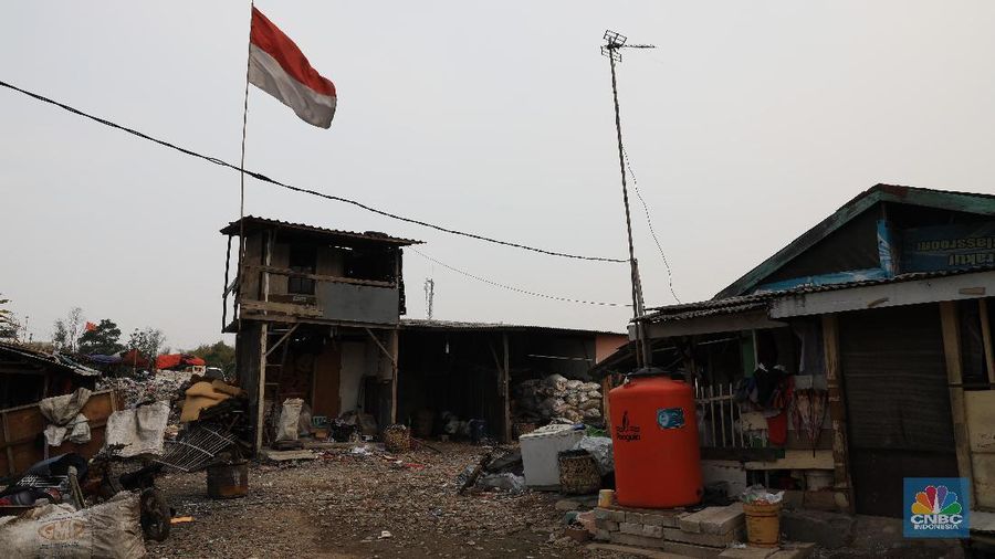 Kota Bekasi sedang menggiatkan program Kotaku dengan merombak lingkungan dan hunian warga di sembilan kelurahan yang menjadi prioritas pemerintah.