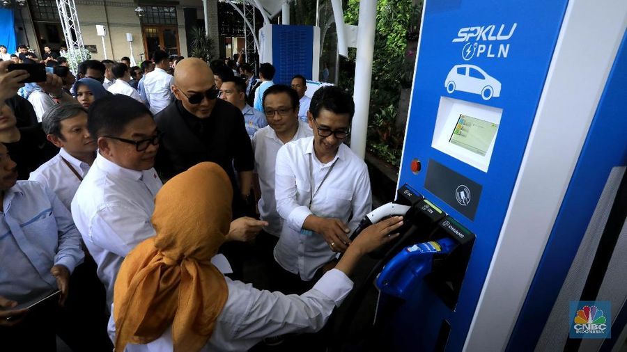 PLN bakal menambah 20 unit SPKLU khusus untuk Jakarta, yang nantinya bisa digunakan oleh masyarakat yang memiliki kendaraan listrik.