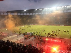 Suporter Rusuh, Klub Pertanyakan Keefektifan Hukuman Komdis PSSI