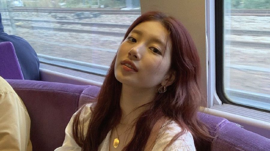 Suzy (Screenshot Instagram @skuukzky)