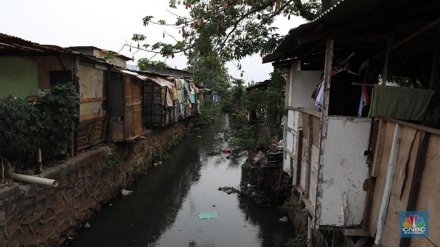 Kota Bekasi sedang menggiatkan program Kotaku dengan merombak lingkungan dan hunian warga di sembilan kelurahan yang menjadi prioritas pemerintah.