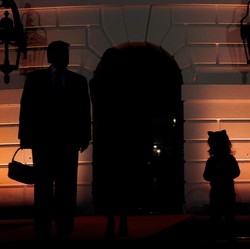 OMG! Trump Ancam Beri Sanksi Tarif ke Negara yang Buruk ke AS