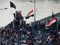 Ini Penampakan Membaranya Aksi Protes Anti-Pemerintah di Irak