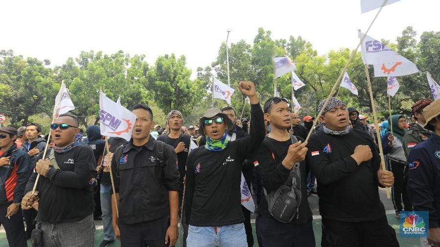 Buruh Mau UMP DKI Rp 4,6 Juta, Kerja di Startup Gaji Berapa?