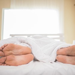 Cerita Duo Hantu Resesi: Ekonomi & Seks di AS