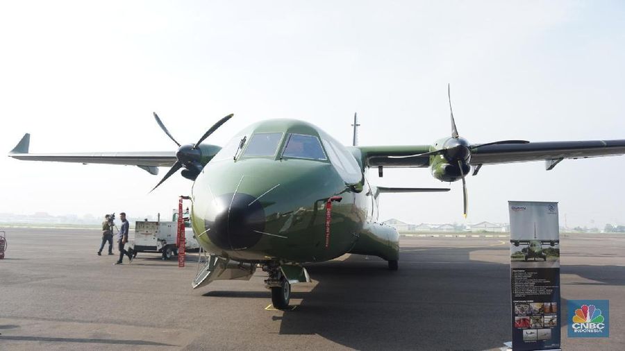 PT Dirgantara Indonesia ekspor satu pesawat tipe CN235-220 Military Transport ke Nepal untuk Nepalese Army.