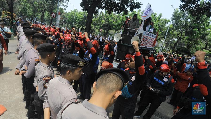 Berlaku 1 Januari 2020
