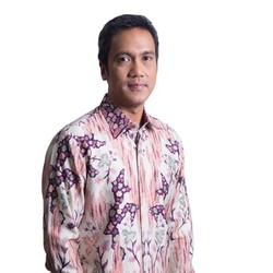 Sah! Dannif Danusaputro jadi Dirut Mandiri Sekuritas