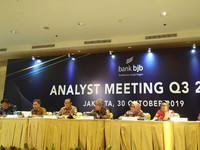 Cuan! Saham Bank bjb Melesat 3,89% Jadi Rp 1.870