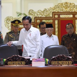 Duh! Banyak PNS Belum Dapat THR, Punya Pak Jokowi Sudah Cair?