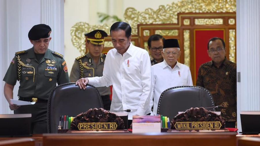 Presiden dan Wakil Presiden RI, Jokowi dan Ma'ruf Amin memimpin rapat terbatas (Biro Pers Sekretariat Presiden/Muchlis Jr)
