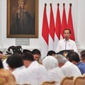Jokowi Dongkol! Dari Pacul Impor hingga Sekolah Ambruk