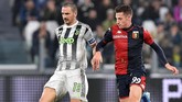 Di babak kedua dominasi Juventus berlanjut, tapi tim asuhan Maurizio Sarri itu kembali kesulitan mencetak gol ke gawang Genoa. (Alessandro Di Marco/ANSA via AP)