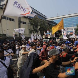 May Day, May Day! Peringatan Hari Buruh Dihantui PHK