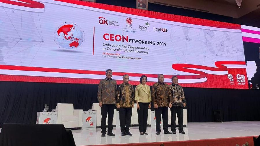 Menteri Keuangan Sri Mulyani Indrawati terus mencoba memberikan sinyal positif di dalam negeri.