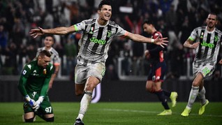 FOTO: Juventus Menang Dramatis Pakai Kostum Baru