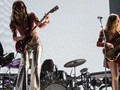 Perjuangan Haim Lawan Depresi dalam 'Now I'm In It'