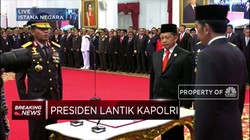 Presiden Jokowi Lantik Idham Azis Jadi Kapolri