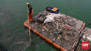 Walhi Nilai Pergub Larangan Penggunaan Plastik Anies Kurang