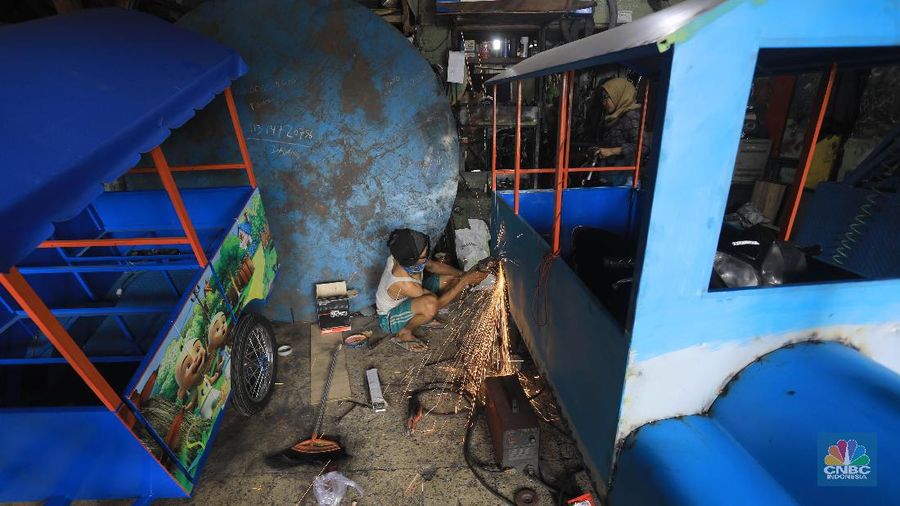 Odong-odong dianggap tak memenuhi persyaratan teknis untuk beroperasi di jalan umum.