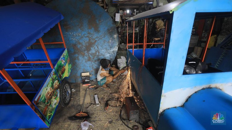 Odong-odong dianggap tak memenuhi persyaratan teknis untuk beroperasi di jalan umum.